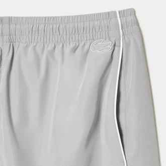 Broderade shorts i avslappnad passform för herr