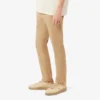 Chinobyxor i stretchig twill med smal passform Chinobyxor i stretchig twill med smal passform