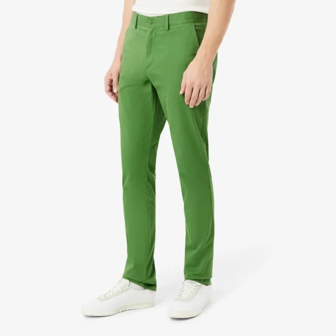 Chinobyxor i stretchig twill med smal passform Chinobyxor i stretchig twill med smal passform