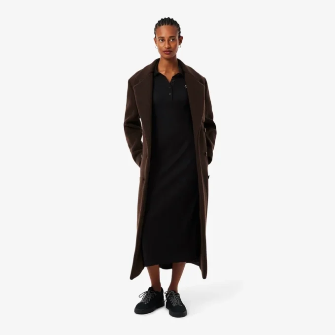 Damklänning i slim fit med ribbad bomull och polokrage Damklänning i slim fit med ribbad bomull och polokrage