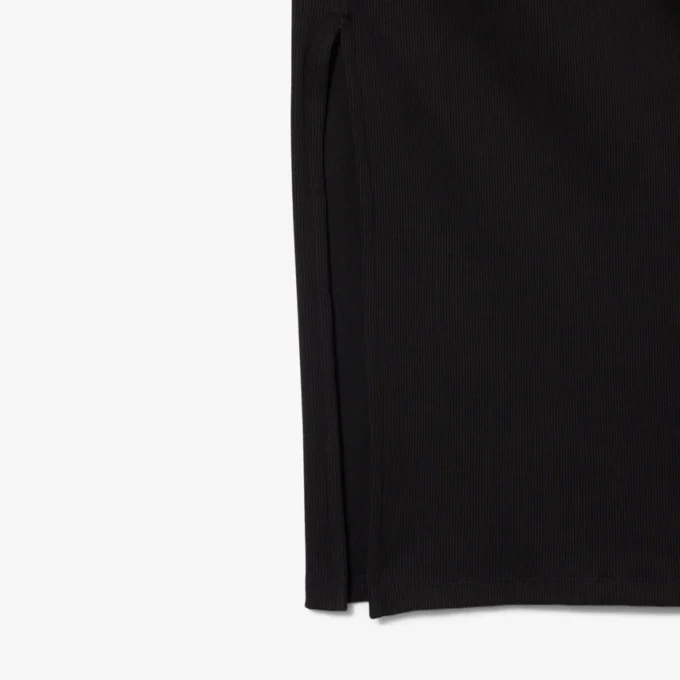 Damklänning i slim fit med ribbad bomull och polokrage Damklänning i slim fit med ribbad bomull och polokrage