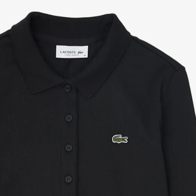 Damklänning i slim fit med ribbad bomull och polokrage Damklänning i slim fit med ribbad bomull och polokrage