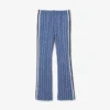 Flared Monogram-joggingbyxor för dam Flared Monogram-joggingbyxor för dam