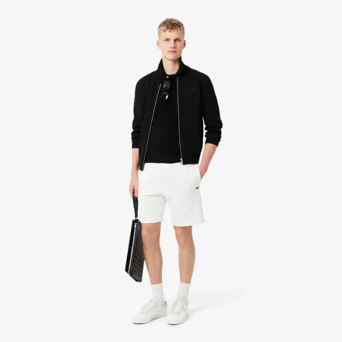 Fleece-shorts med logotyp och ränder i normal passform Fleece-shorts med logotyp och ränder i normal passform