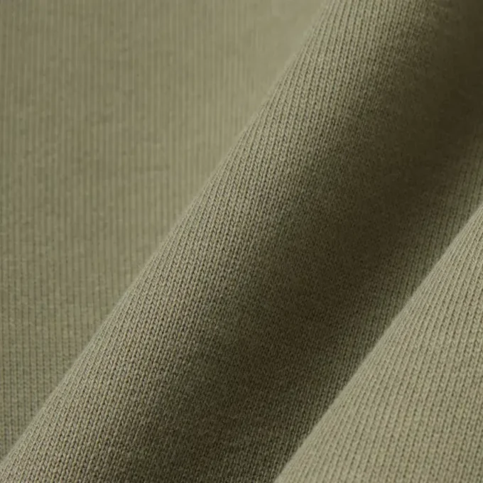 Fleece-Sweatshirt med randigt band Fleece-Sweatshirt med randigt band