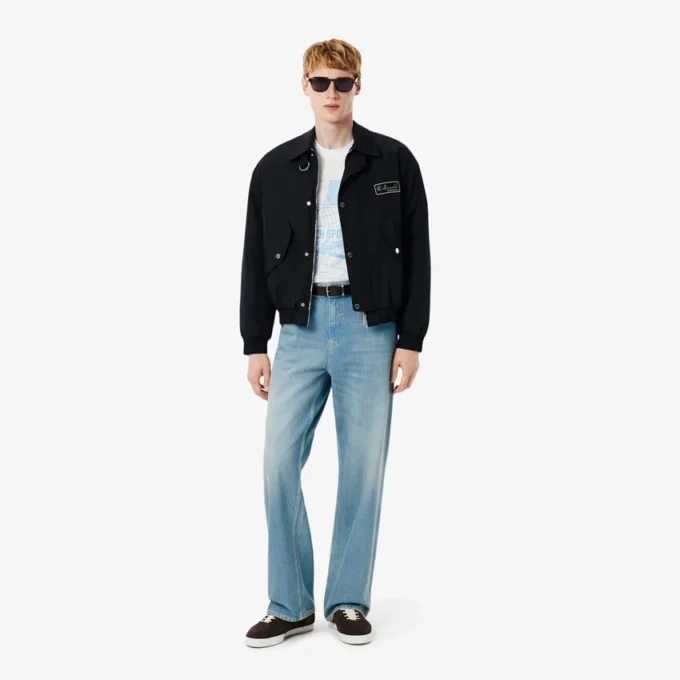 Herrjeans i bomullsdenim med 5 fickor och lös passform Herrjeans i bomullsdenim med 5 fickor och lös passform