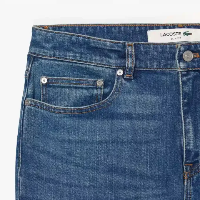 Herrjeans i slim fit med 5 fickor i indigo