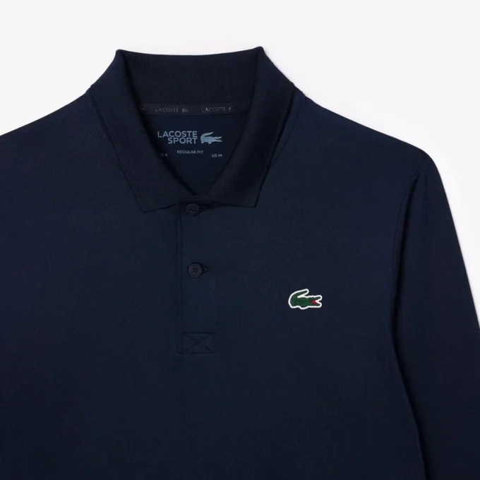 Herrpolo i regular fit med Ultra Dry-teknik Herrpolo i regular fit med Ultra Dry-teknik