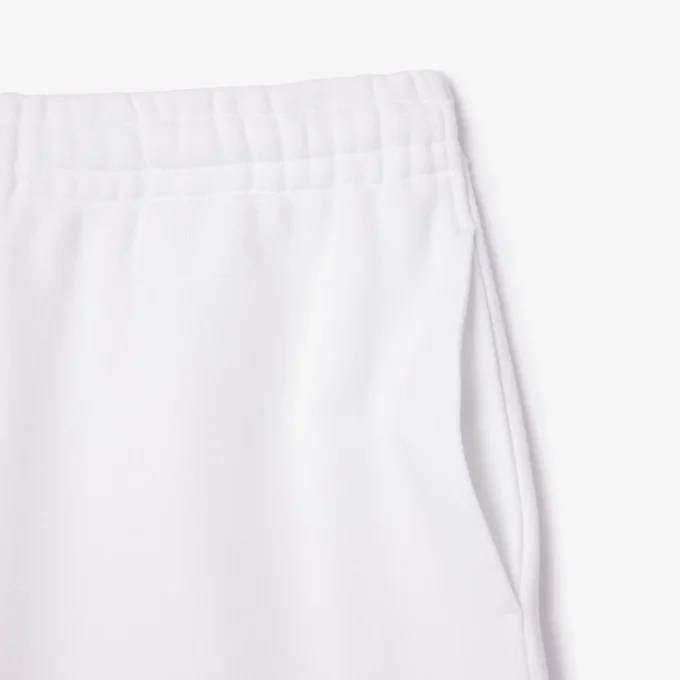 Herrshorts i fleece med broderad text i normal passform Herrshorts i fleece med broderad text i normal passform