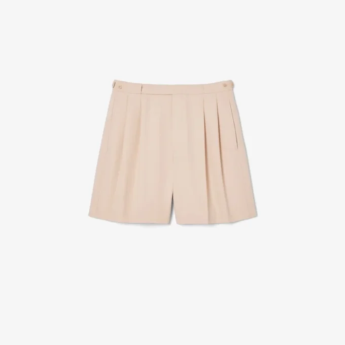 Herrshorts i ull med passform från catwalken Herrshorts i ull med passform från catwalken