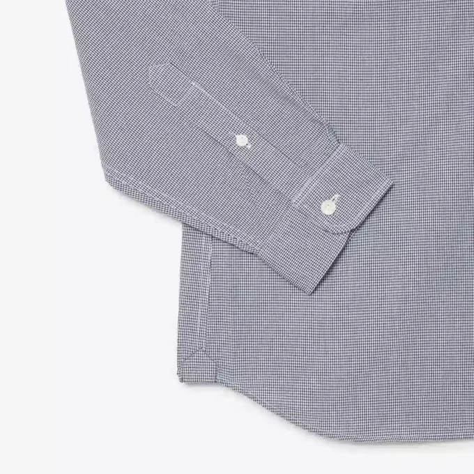 Herrskjorta i poplin med rutmönster i normal passform Herrskjorta i poplin med rutmönster i normal passform