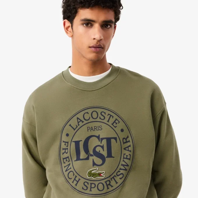 Herrsweatshirt i fleece med lös passform och tryck Herrsweatshirt i fleece med lös passform och tryck