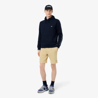 Hoodie med logostripe och dragkedja