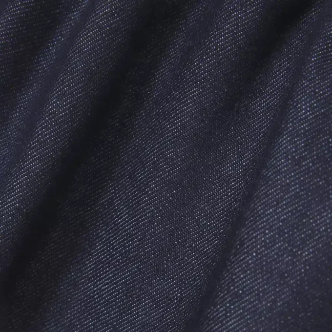 Joggingbyxor i denim från catwalken Joggingbyxor i denim från catwalken