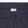 Joggingbyxor med broderat mönster i lös passform Joggingbyxor med broderat mönster i lös passform