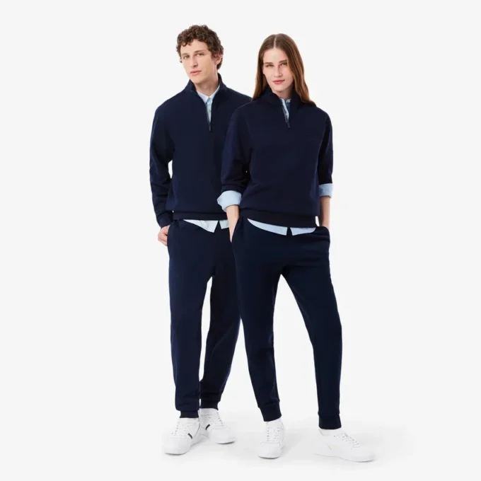 Joggingbyxor med präglad logotyp Joggingbyxor med präglad logotyp