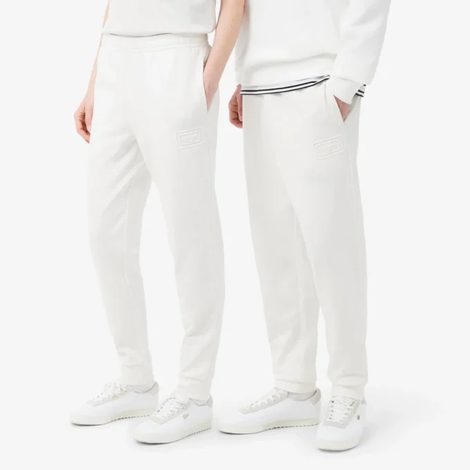 Joggingbyxor med präglad logotyp Joggingbyxor med präglad logotyp