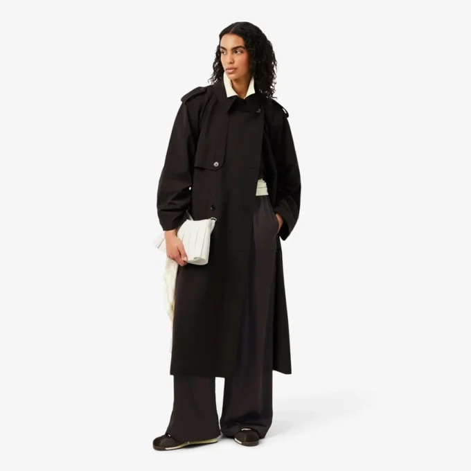 Oversized-byxor i satin med resår Oversized-byxor i satin med resår