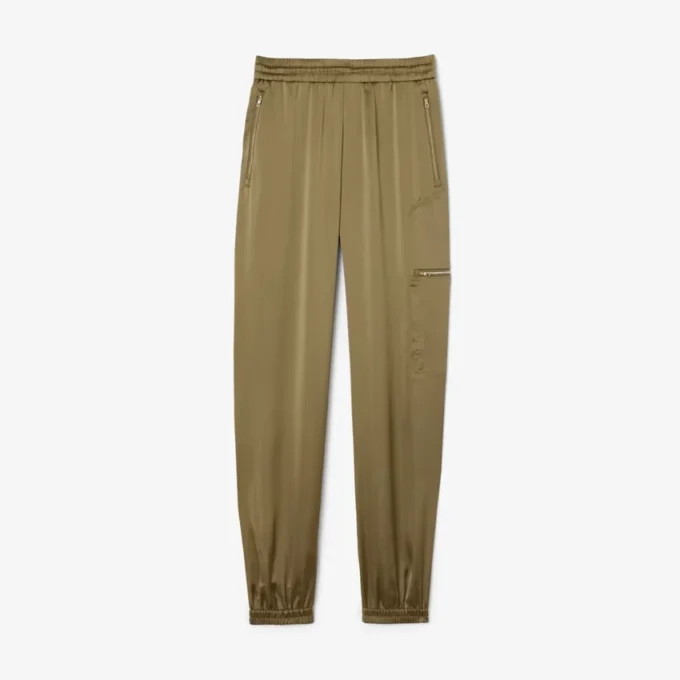 Oversized satinbyxor för dam Oversized satinbyxor för dam