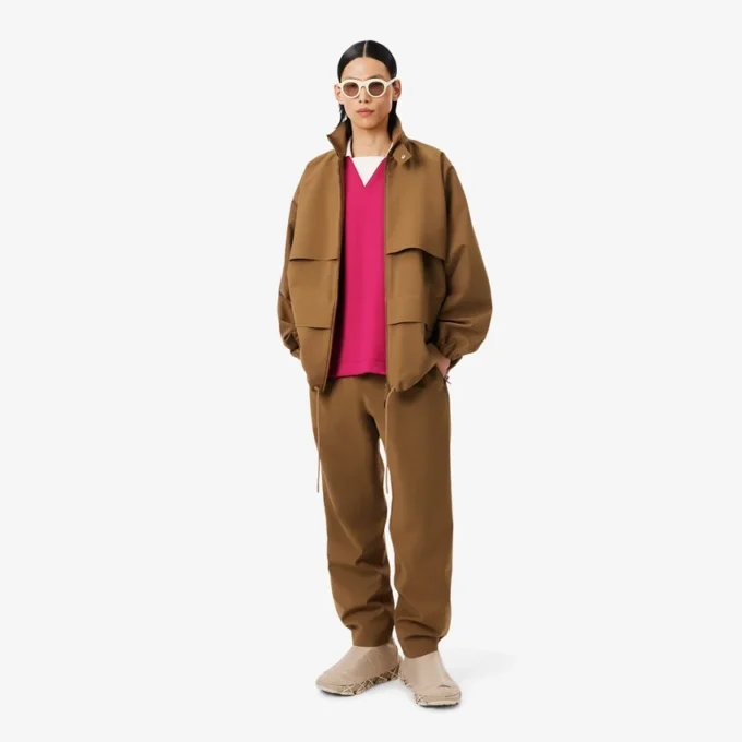Oversized satinpikétröja med Runway-märke Oversized satinpikétröja med Runway-märke