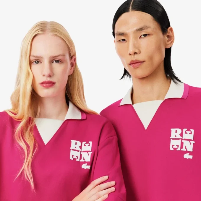 Oversized satinpikétröja med Runway-märke Oversized satinpikétröja med Runway-märke