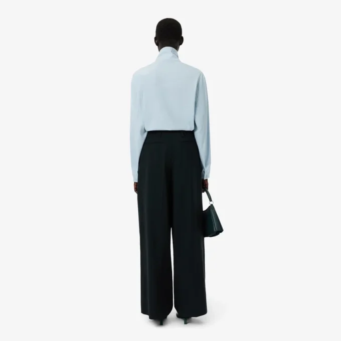 Runway-byxor i bred passform i ullblandning Runway-byxor i bred passform i ullblandning