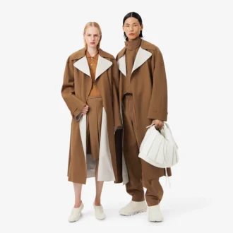 Runway-trenchcoat i ullblandning