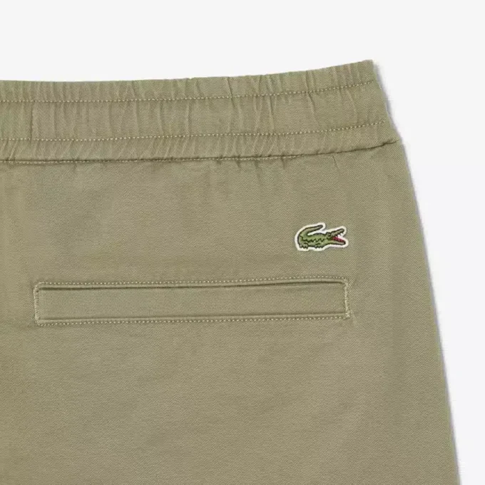 Shorts i stretchbomull med normal passform