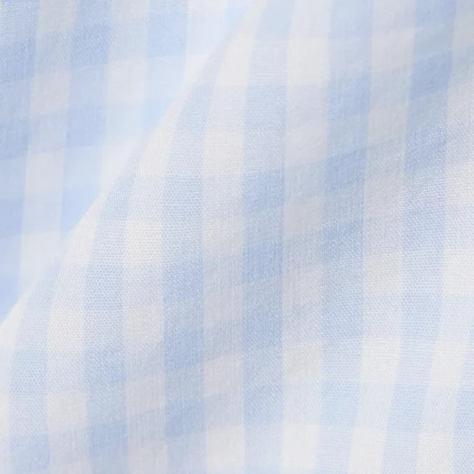 Skjorta i poplin med rutmönster i normal passform Skjorta i poplin med rutmönster i normal passform