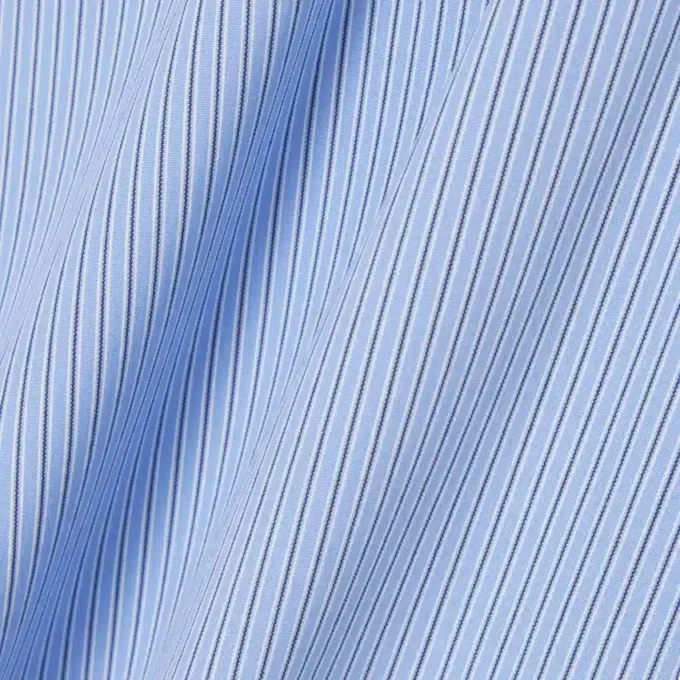 Slim Fit-skjorta i randig stretchpoplin Slim Fit-skjorta i randig stretchpoplin