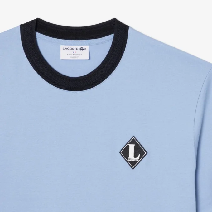 T-shirt med ”Made in France”-märke