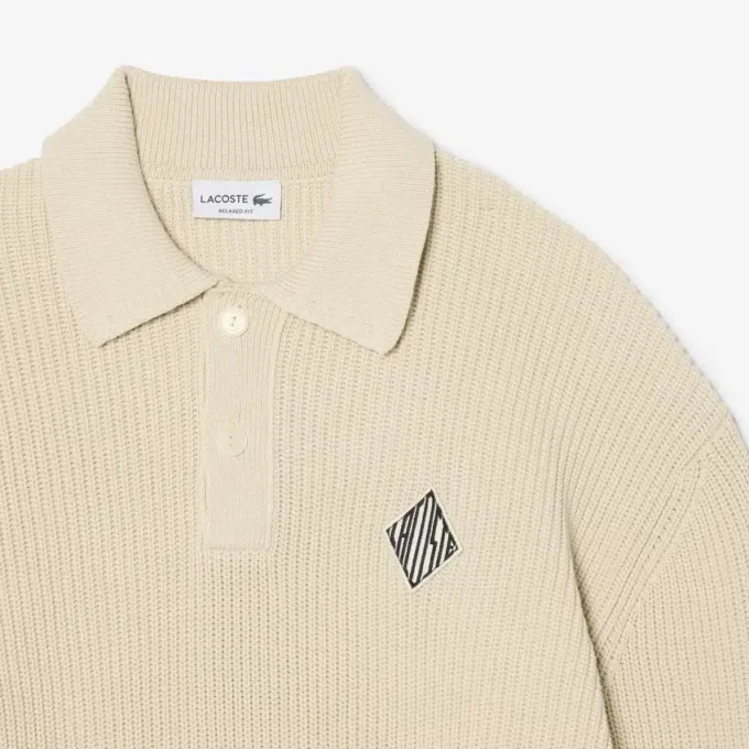 Tröja med polokrage i pärlribb och badge-detalj Tröja med polokrage i pärlribb och badge-detalj
