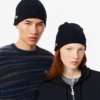 Unisex-mössa i ribbstickad borstad ull Unisex-mössa i ribbstickad borstad ull