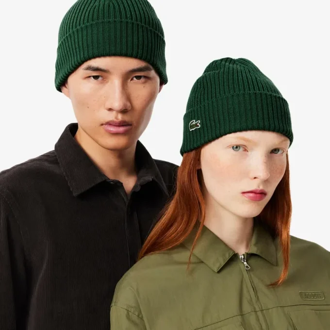 Unisex-mössa i ribbstickad borstad ull Unisex-mössa i ribbstickad borstad ull
