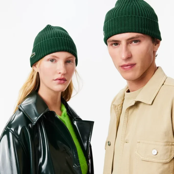 Unisex-mössa i ribbstickad borstad ull Unisex-mössa i ribbstickad borstad ull